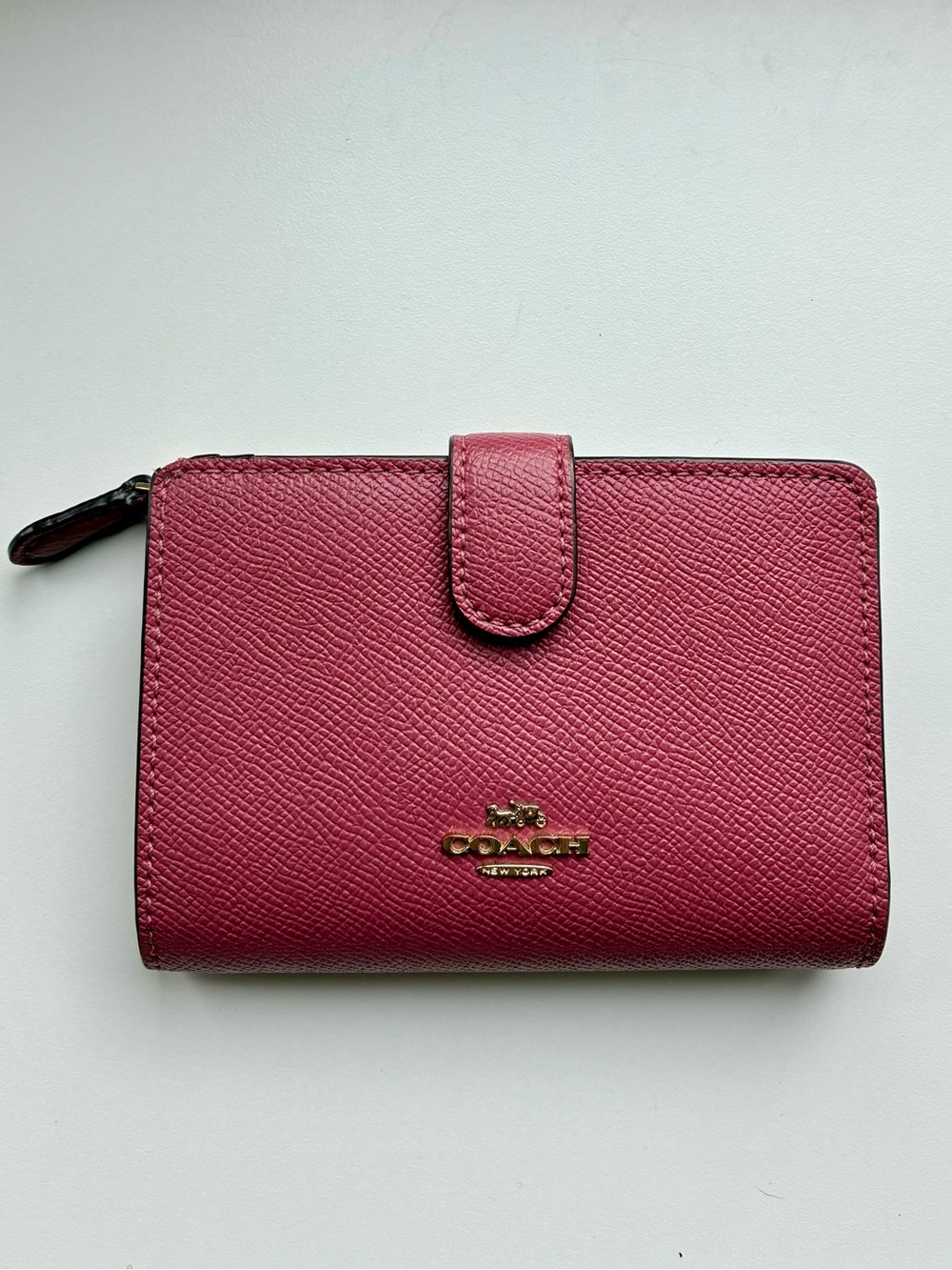 Coach Medium Corner Zip Wallet Pink Crossgrain Leather F11484